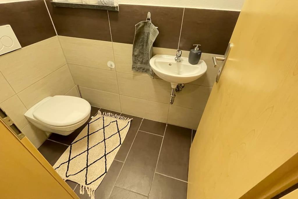 Shine Apartment Schwarzenfeld Kültér fotó