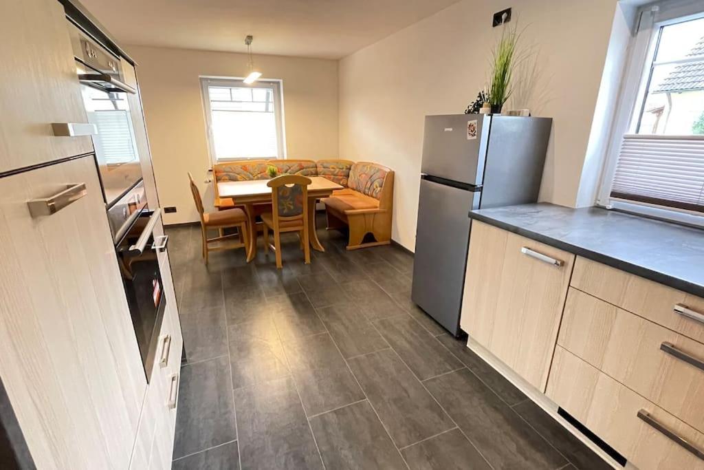 Shine Apartment Schwarzenfeld Kültér fotó